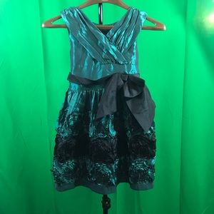 NWT BONNIE JEAN Toddler Girl HOLIDAY Dress Green Velvet 18 and 24 Months